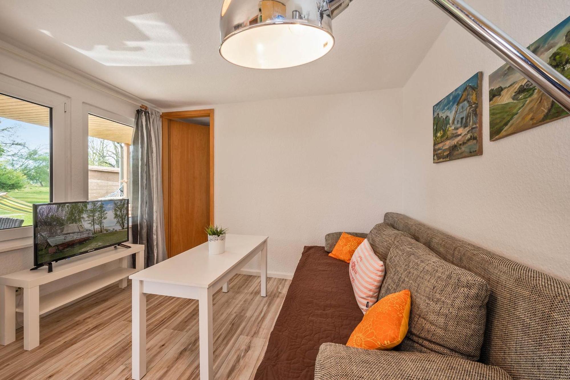 Ferienresort Moewenort Luetow Bungalow 1 Lutow Екстер'єр фото